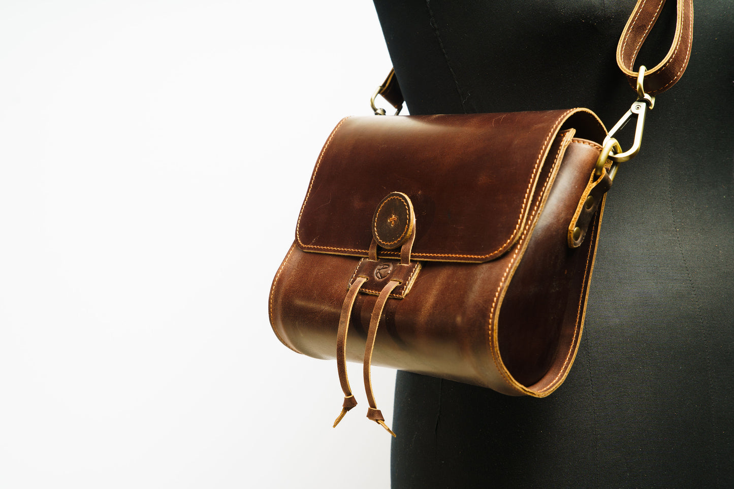 Heritage Crossbody