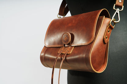 Heritage Crossbody