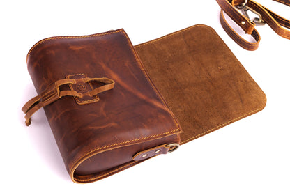 Reese Heritage Crossbody – Compact, Handcrafted, and Timeless