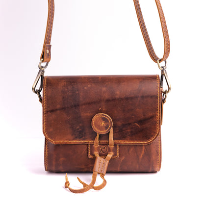 Reese Heritage Crossbody – Compact, Handcrafted, and Timeless
