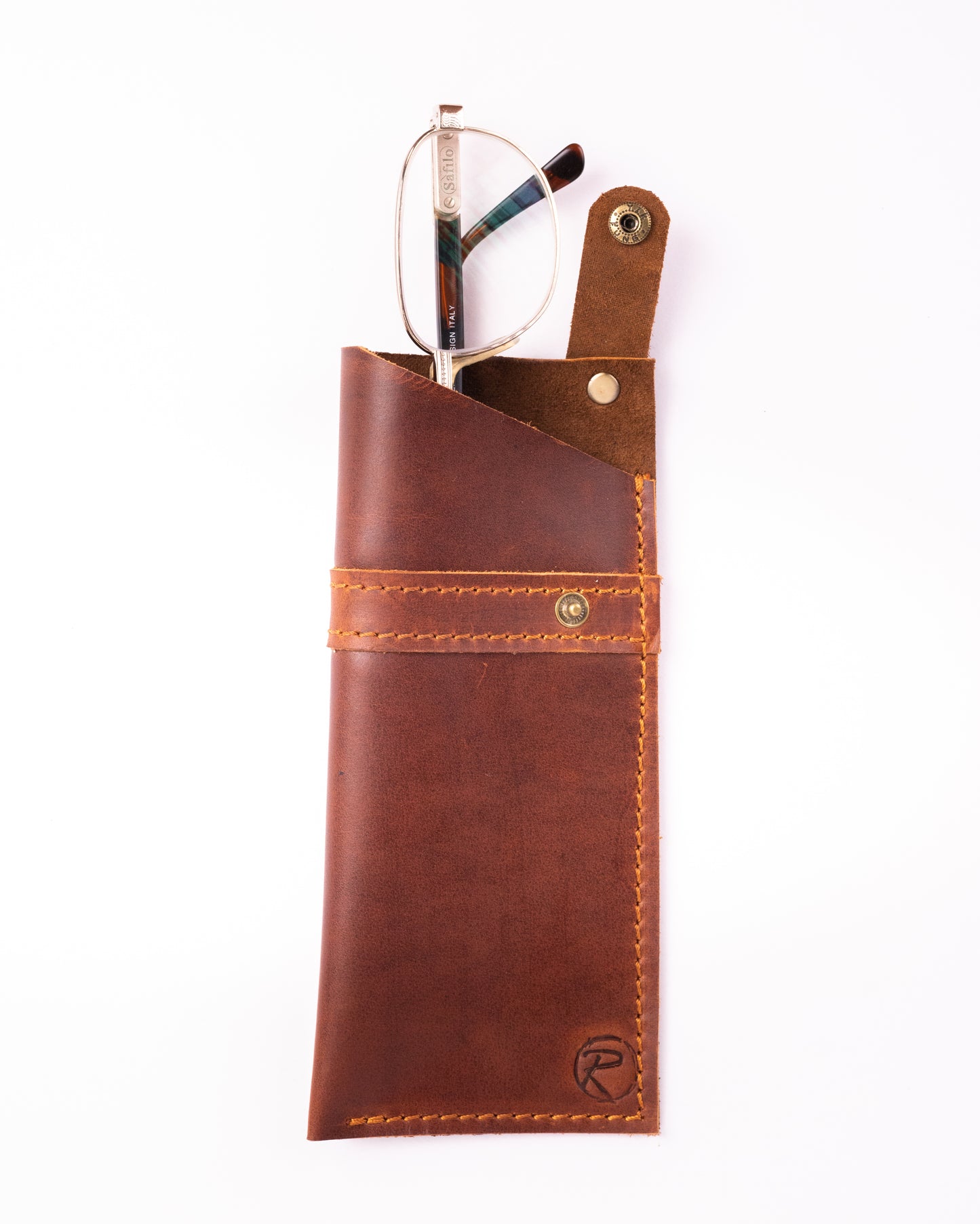 Reese Sunwear Pouch - Handcrafted Vintage Leather Elegance