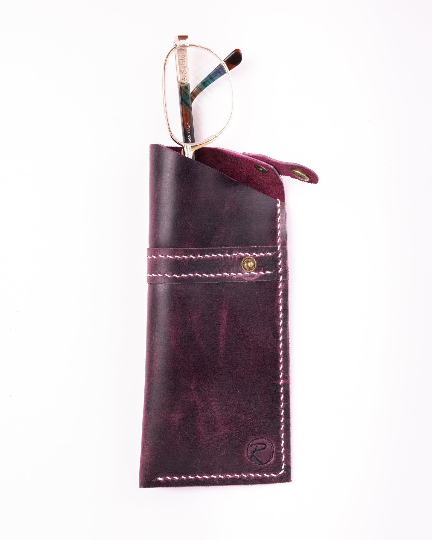 Reese Sunwear Pouch - Handcrafted Vintage Leather Elegance