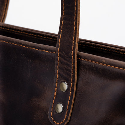 Reese Classic Tote – Handcrafted Vintage Leather Elegance