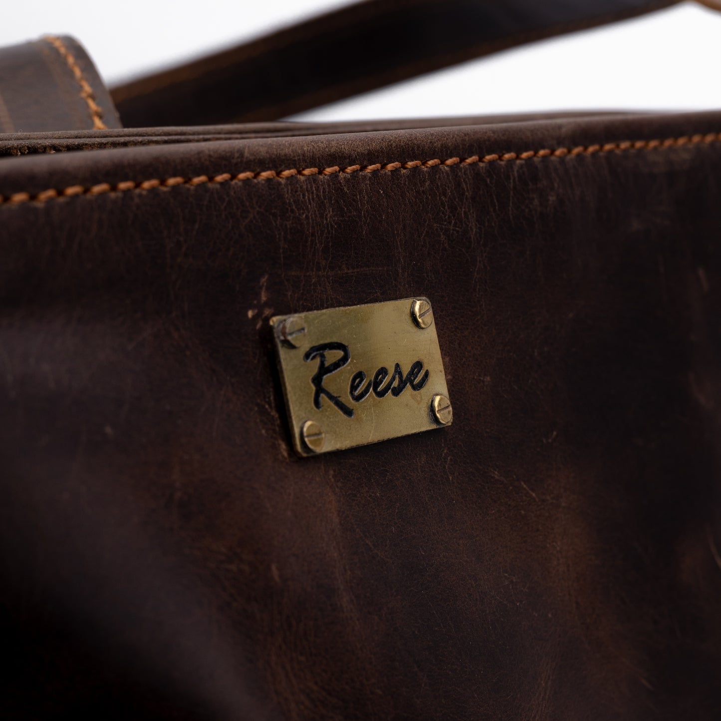 Reese Classic Tote – Handcrafted Vintage Leather Elegance