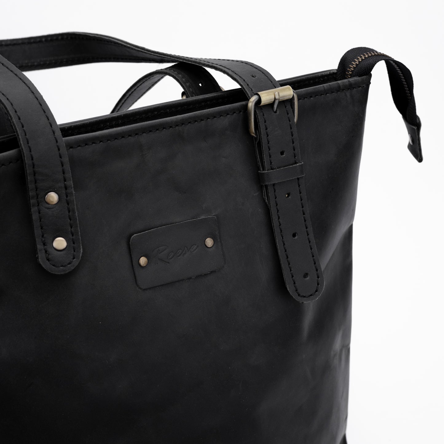 Reese Classic Tote – Handcrafted Vintage Leather Elegance