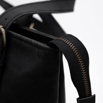 Reese Classic Tote – Handcrafted Vintage Leather Elegance