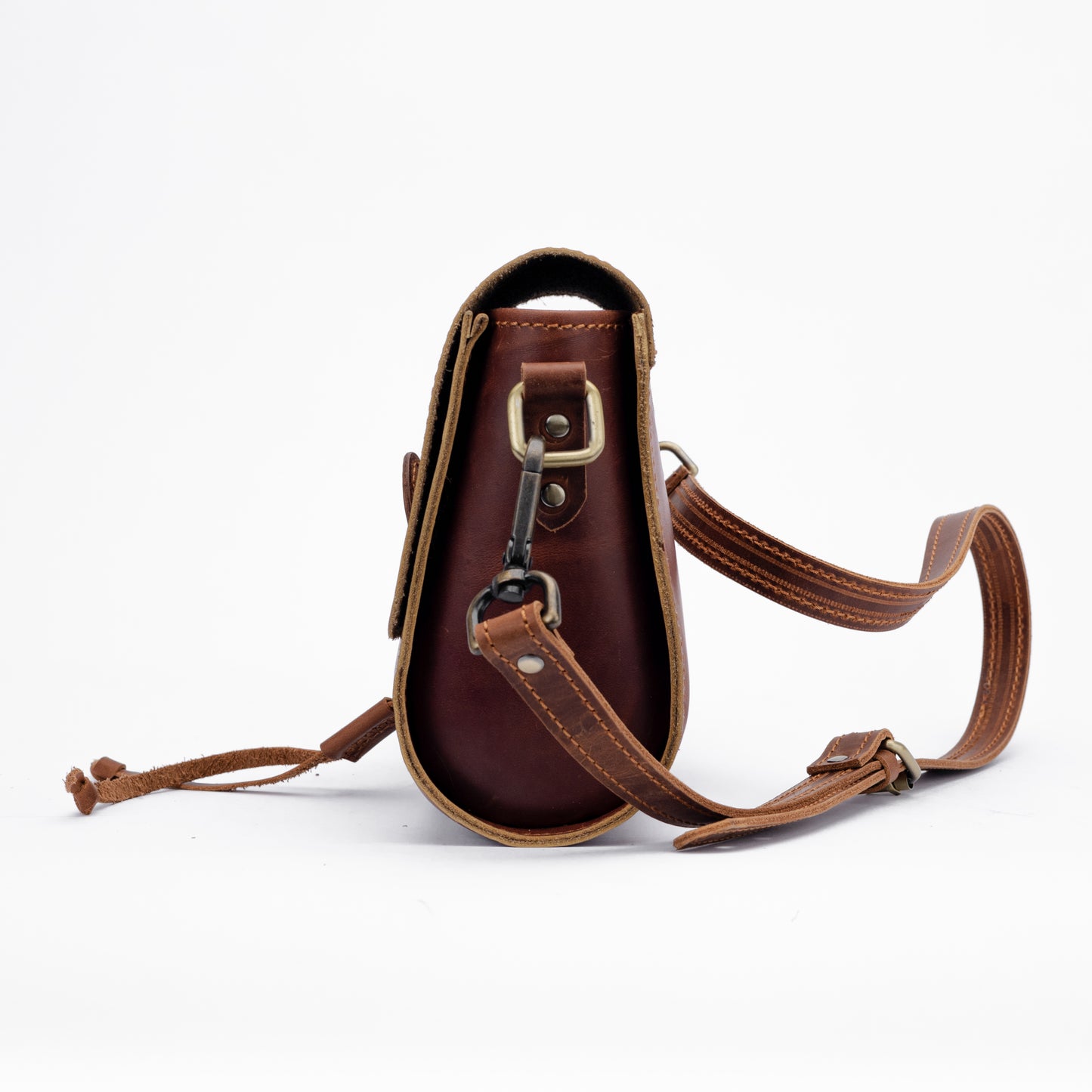 Reese Heritage Crossbody – Compact, Handcrafted, and Timeless
