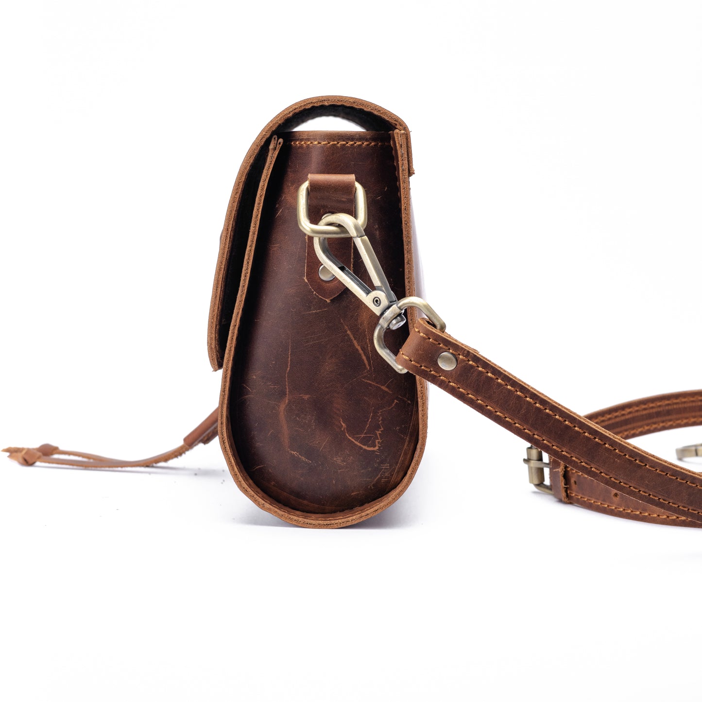 Reese Heritage Crossbody – Compact, Handcrafted, and Timeless