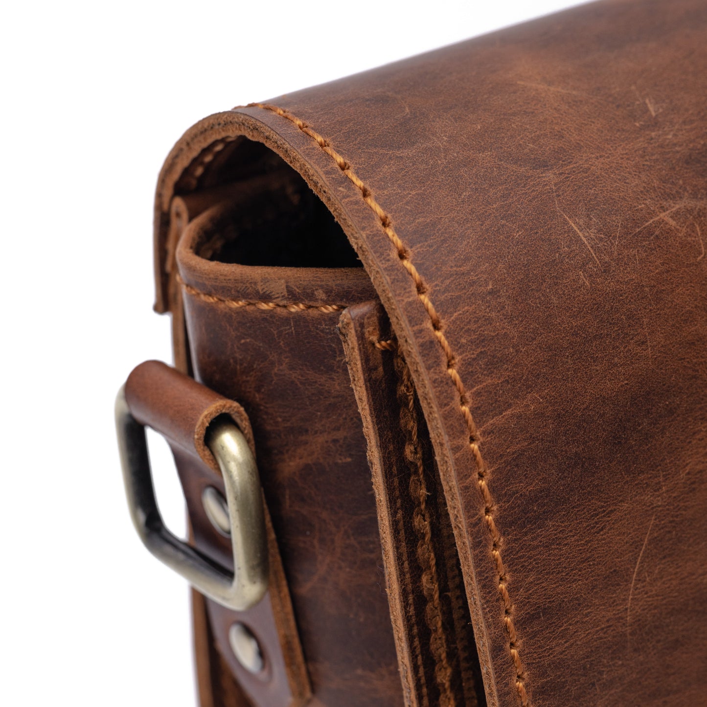 Reese Heritage Crossbody – Compact, Handcrafted, and Timeless