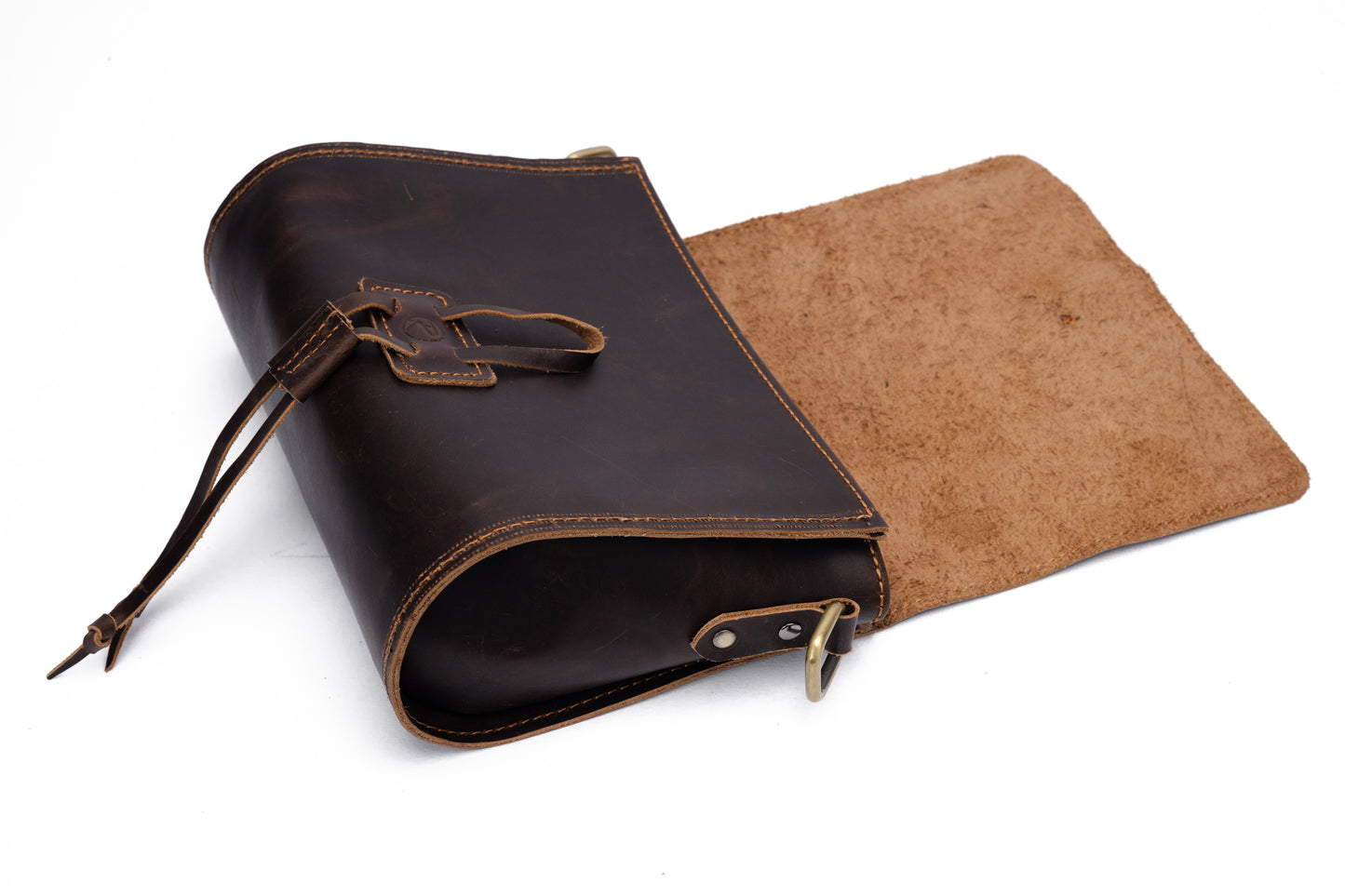 Reese Heritage Crossbody – Compact, Handcrafted, and Timeless