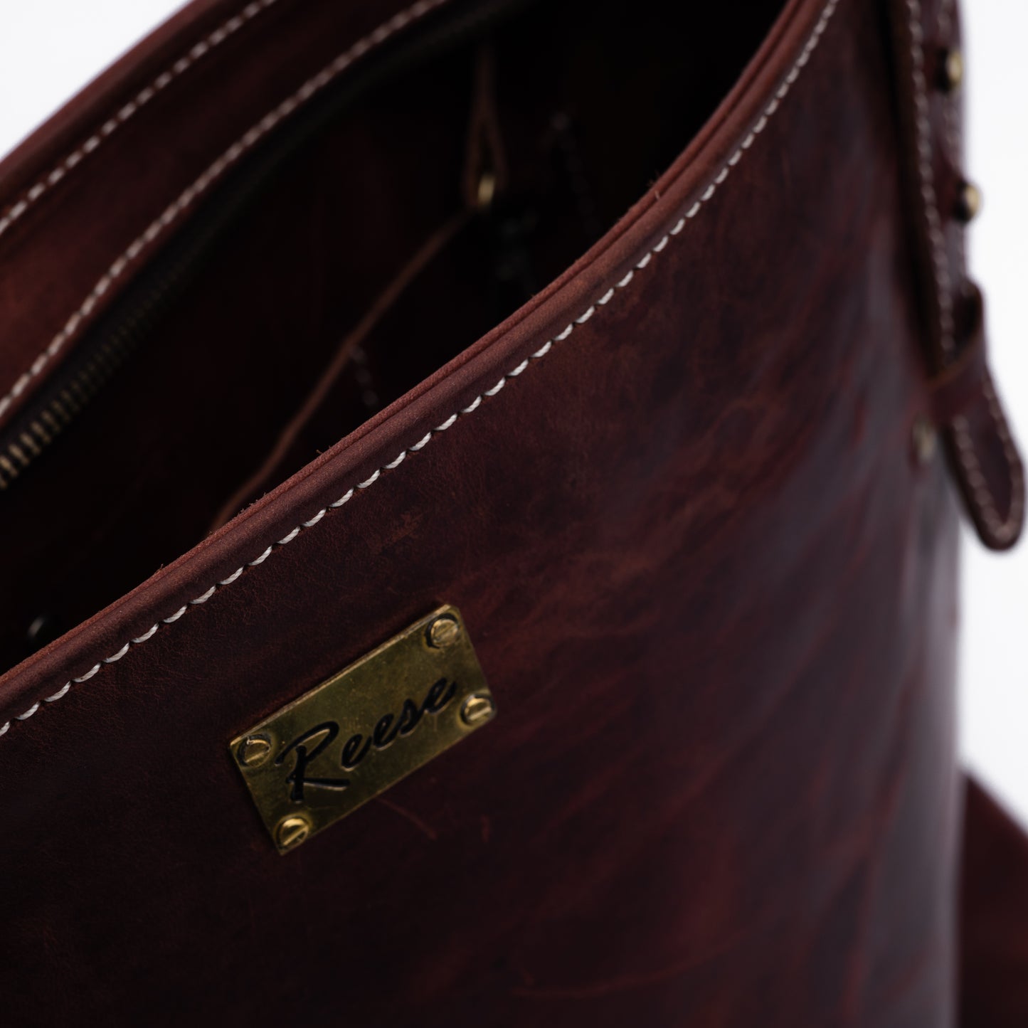 Reese Classic Tote – Handcrafted Vintage Leather Elegance