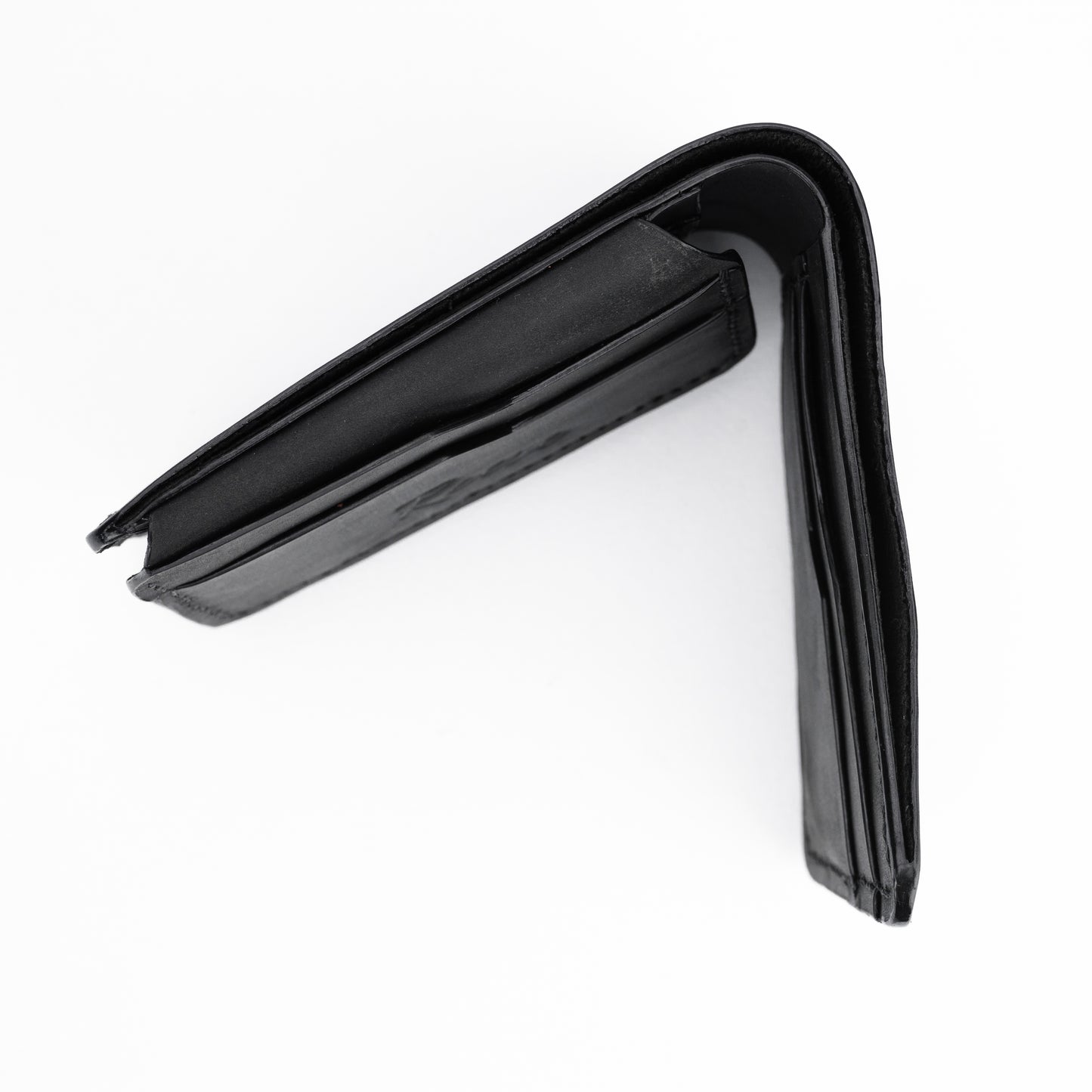 Reese Classic Bifold Wallet – Crafted for Life, Built for Character