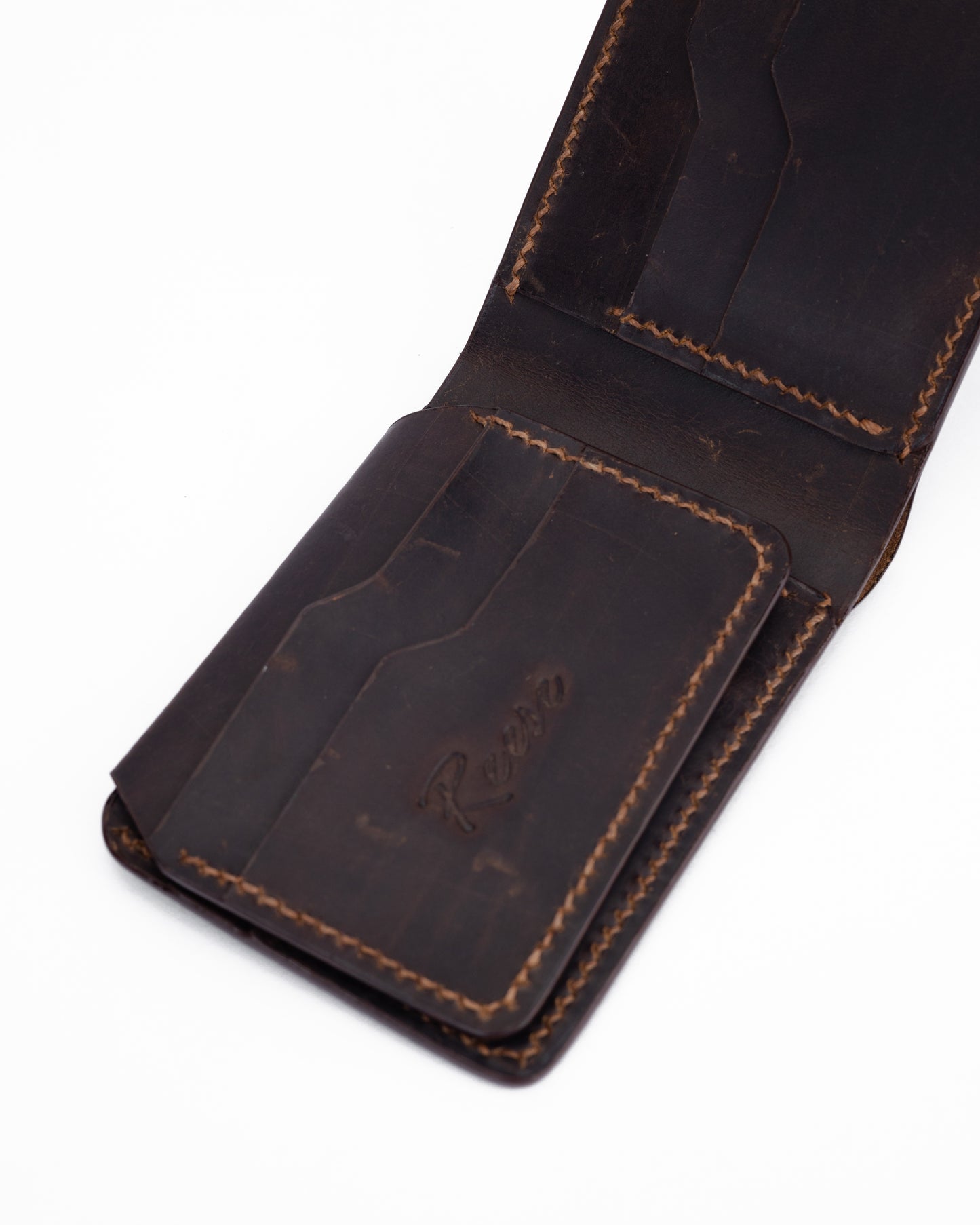 Reese Classic Bifold Wallet – Crafted for Life, Built for Character