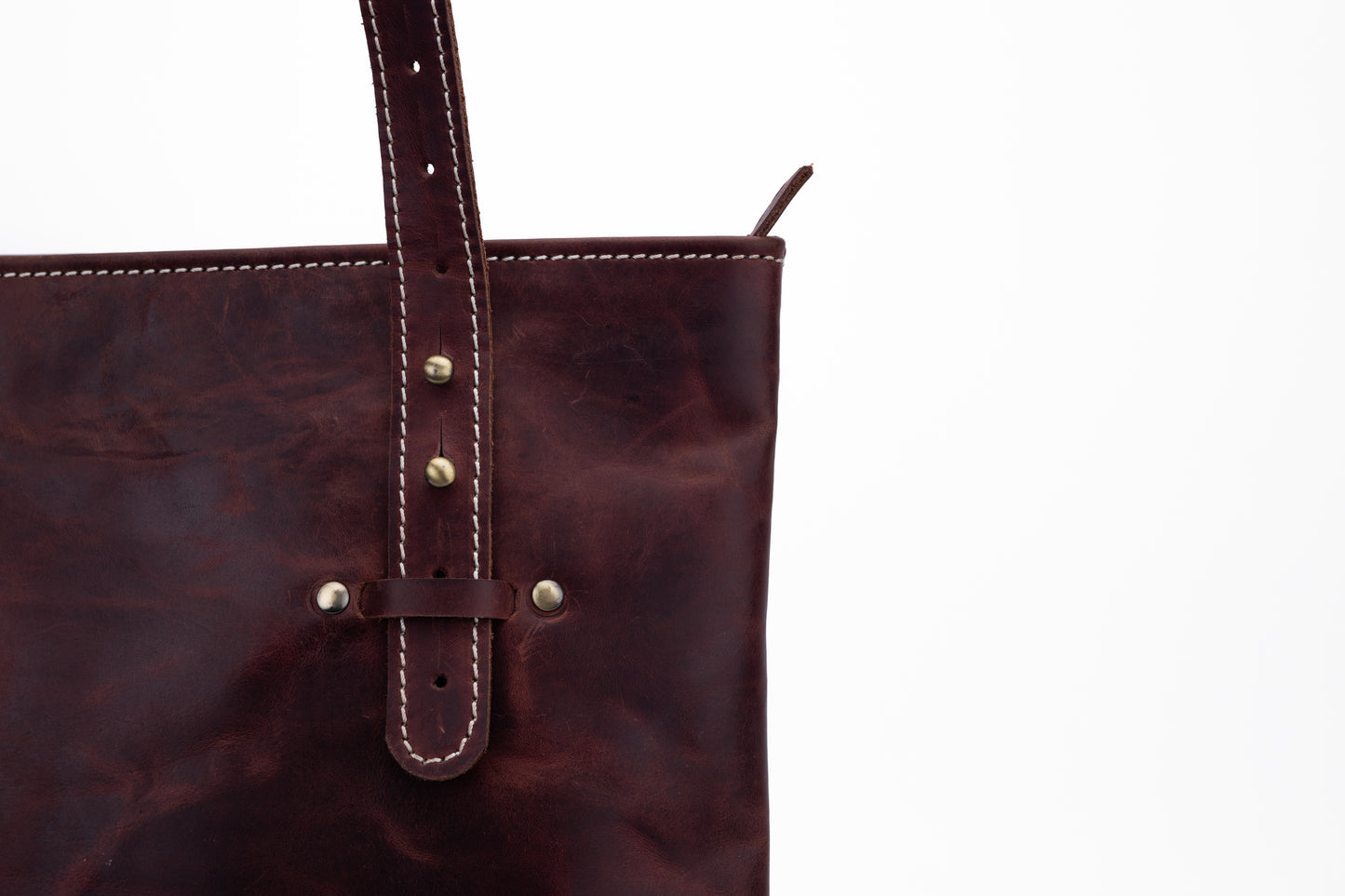 Reese Classic Tote – Handcrafted Vintage Leather Elegance