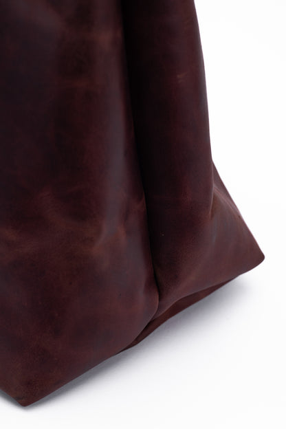 Reese Classic Tote – Handcrafted Vintage Leather Elegance